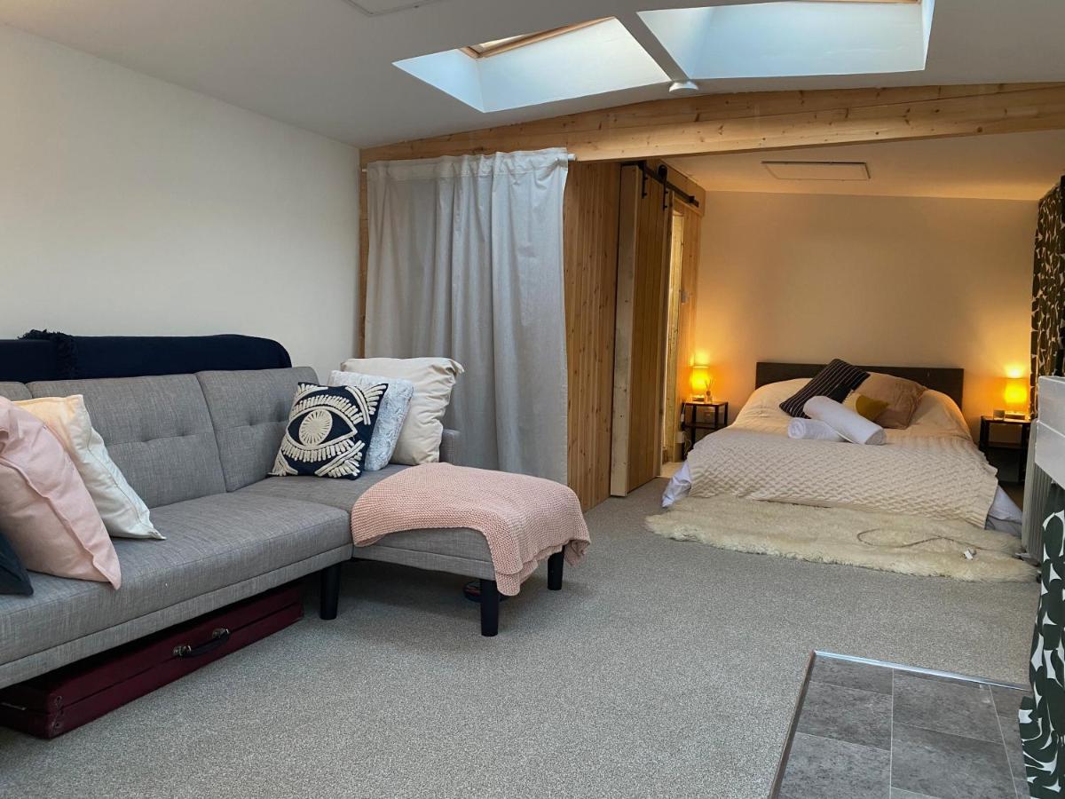The Dragonfly Bnb, Bed and breakfast